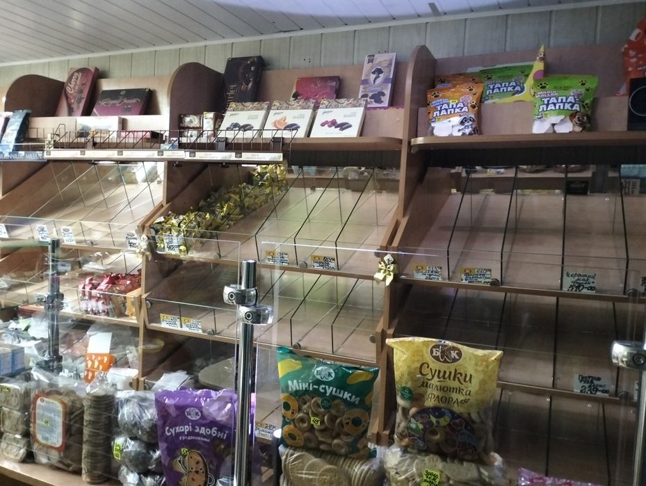 Продам бу мебель для магазину кондитерских виробів