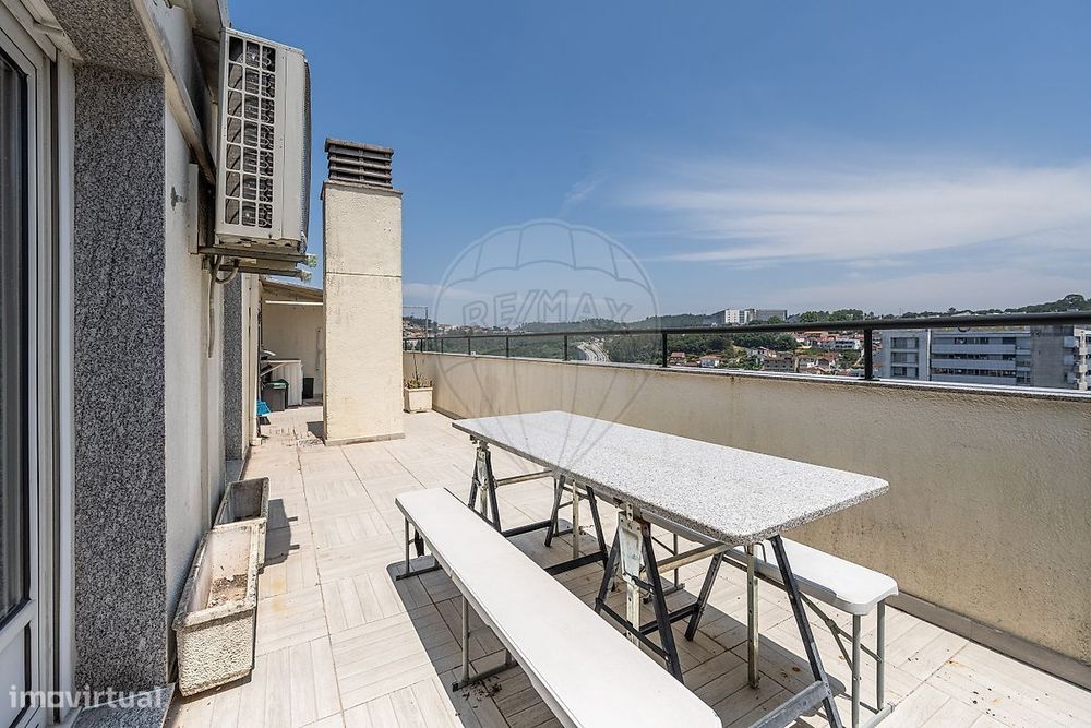 Furnished 4-Bedroom Duplex Apartment for Rent