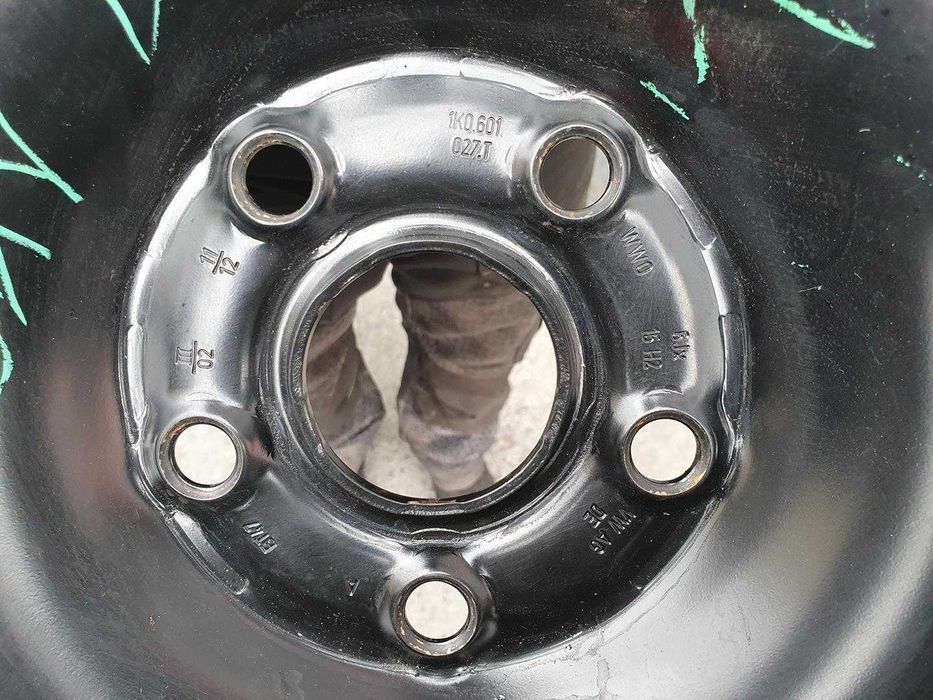 Oryginał felgi stalowe 15cali VW Multivan Audi 100 200 A3 A4 A6 S145a