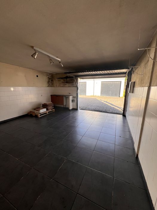Garagem Box - Valadares