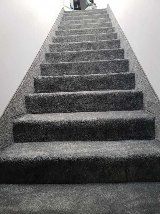 Montaż i sprzedaż wykładzin obiektowych
 PCV , Dywanowych,Płytek,LVT