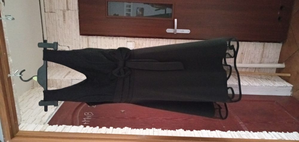 Czarna sukienka s m