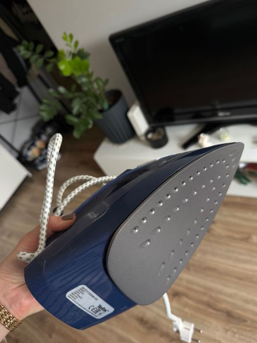 Tefal Żelazko parowe