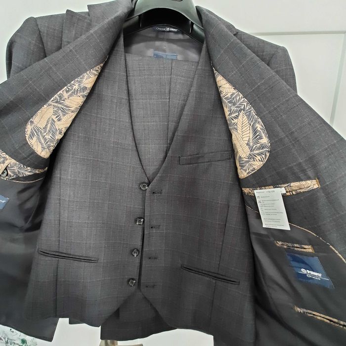 Garnitur firmy Pawo.