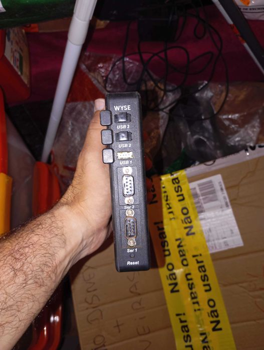 Dell Wyse Zero Client (Modelo E01X / 1003 McD KVS) - Terminal Compacto