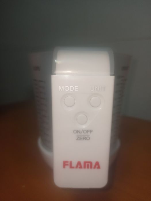 Balança com copo medidor Flama Novo