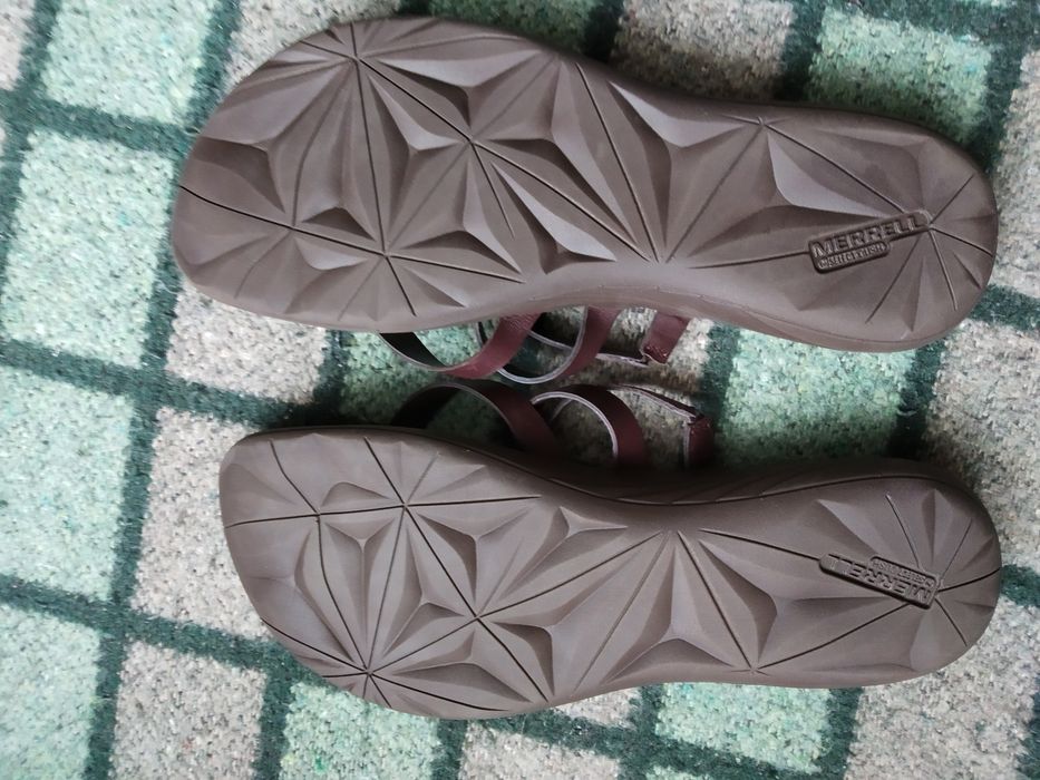 Шкіряні шльопанці/в'єтнамки merrell