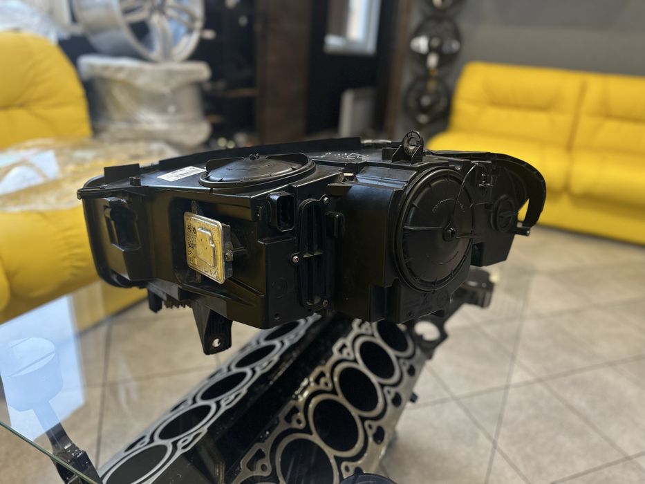 Передні фари BMW X5 F15 2013-2018 рік Бі - Ксенон Европа