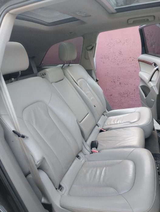 Продам AUDI Q7 в хорошому стані