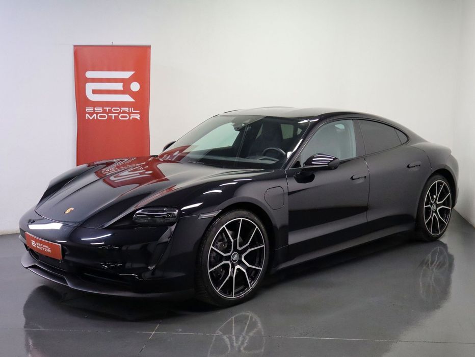 Porsche Taycan Standard