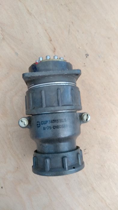 Бензонасос, разъем ВАЗ.