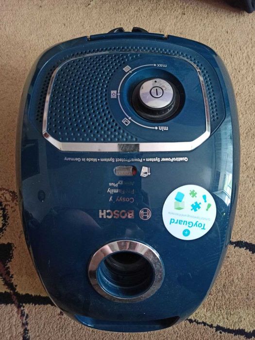 Пылесос  bosch с пылесборником Cosyy'y ProFamily Синий