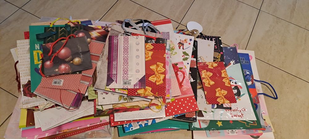 Torebki prezentowe 125szt.