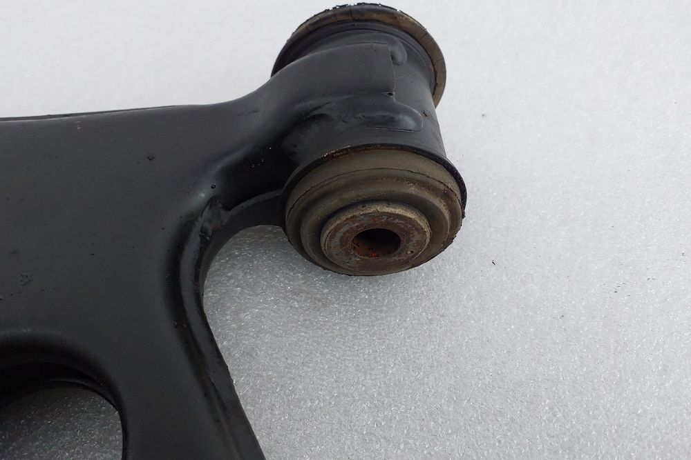 Braço de suspensão frente esquerdo FIAT Doblo (263_)