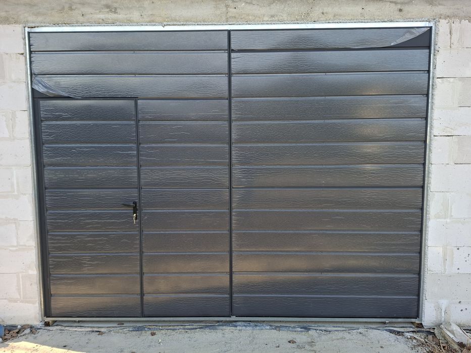 Bramy garazowe uchylne i dwuskrzydlowe. Ocieplone. Cala Polska.