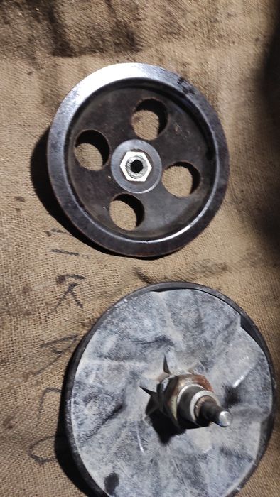 Активатор і шків з гайками в зборі до пральної машини Сибір , Рига та