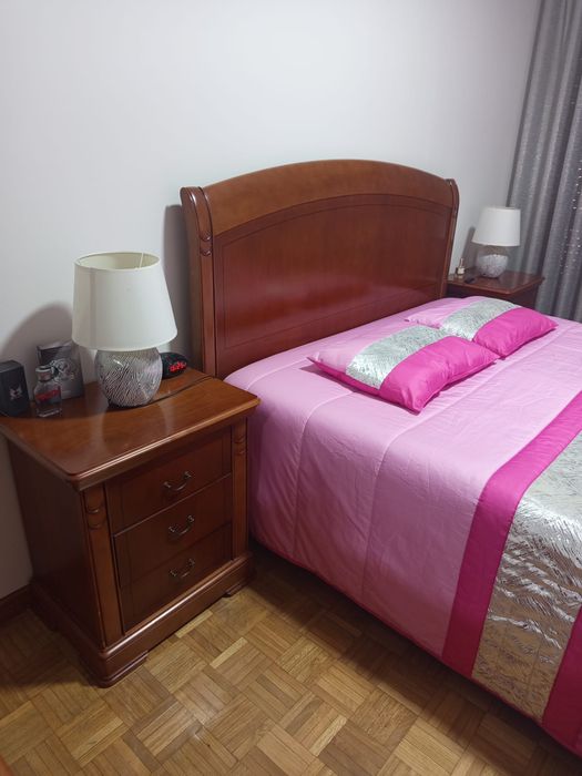 Quarto de casal completo  em cerejeira