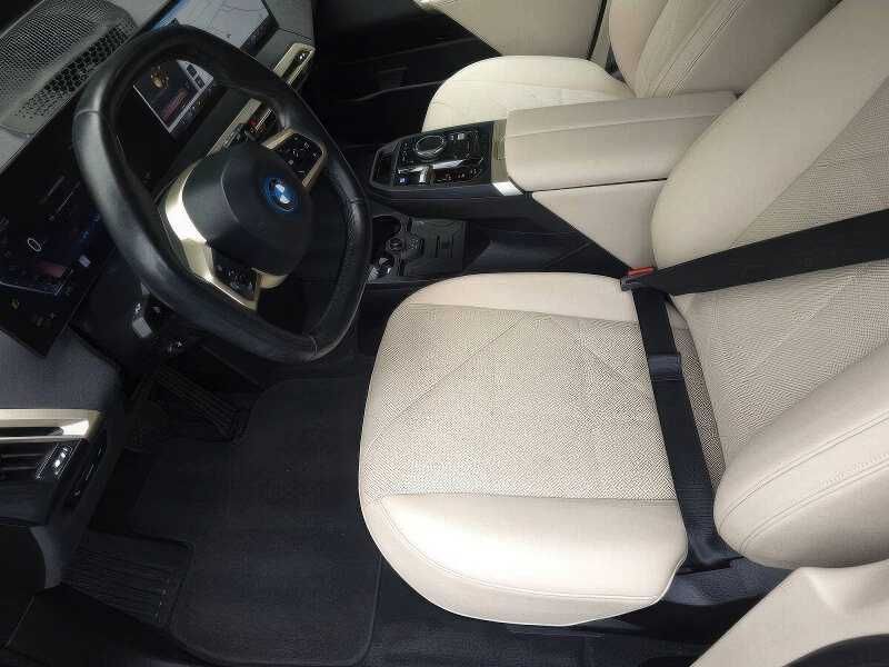 2024 BMW iX xDrive50