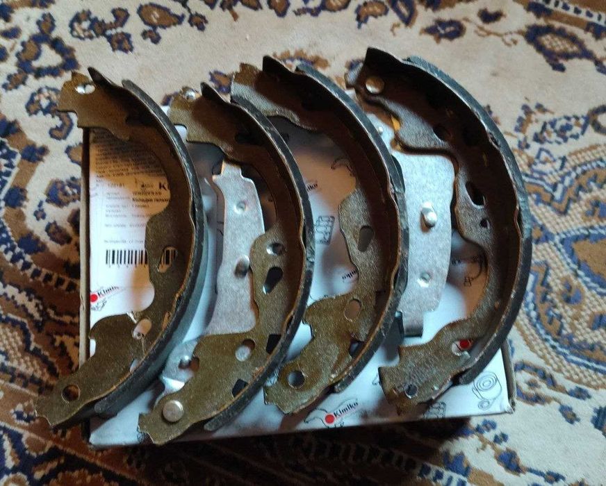 Колодки задні барабанні Kimiko 1014002679-KM (Gelly Cross)