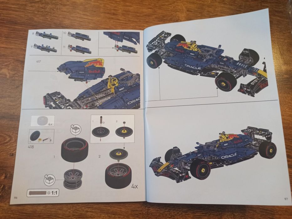 Конструктор сумісний з Lego Technic F1 Oracle Red Bull Racing RB-20, 1639 деталей, (42206).