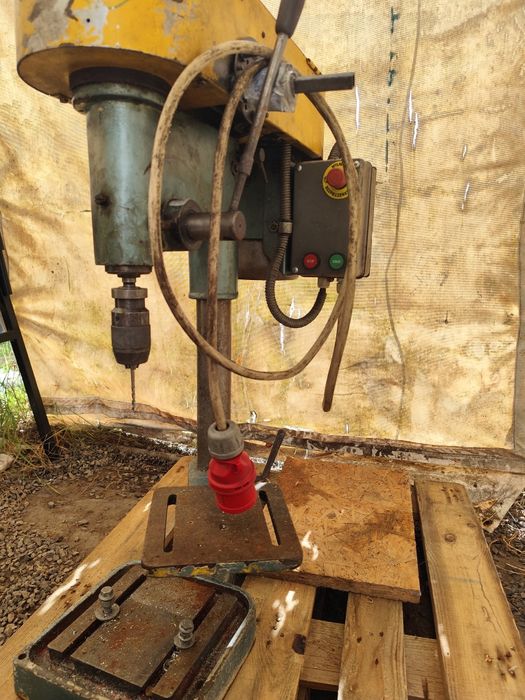 Wiertarka słupowa z 1989 roku