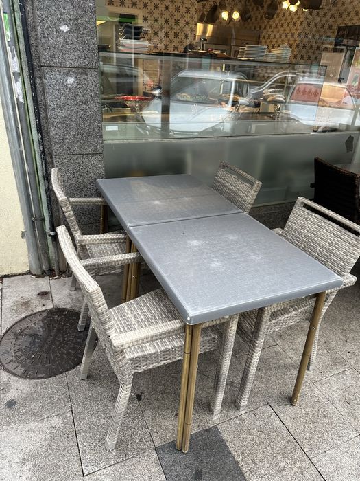 Oportunidade Imperdível – Conjunto de Esplanada Completo!