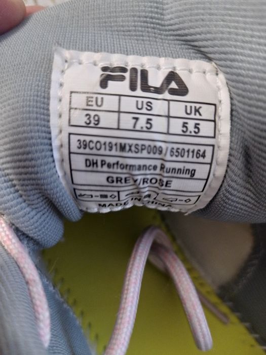 Кросівки  жіночі Fila,39р