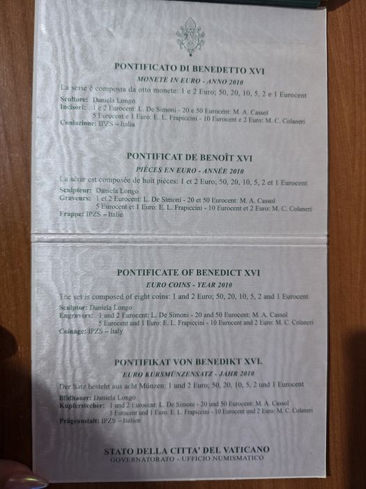 conjunto oficial de moedas de euro do Vaticano do ano de 2010.
