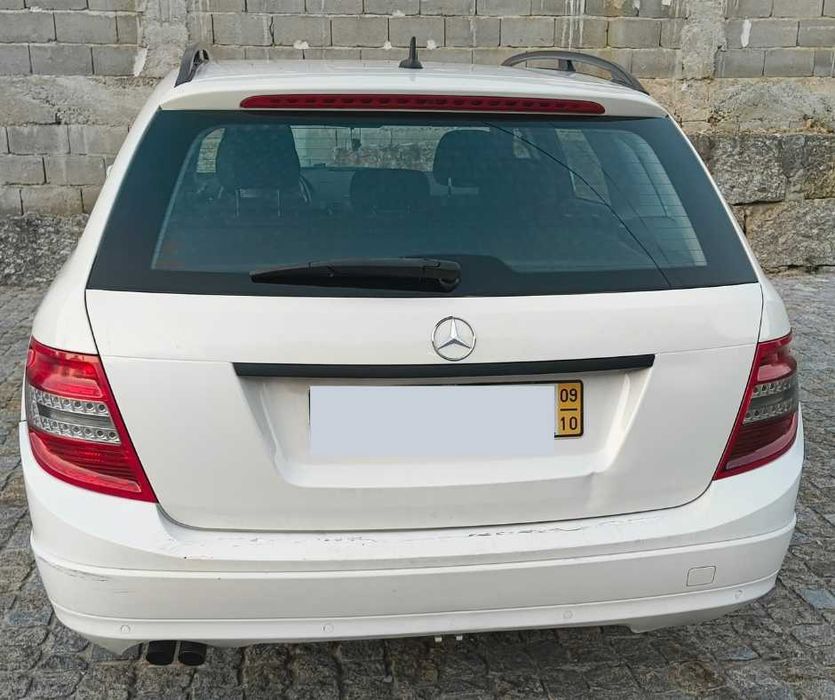 Mercedes-Benz C200 CDI | 2009 | Diesel | 395.000 km foto 3