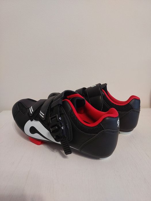 Нове Веловзуття Peloton 37 розмір