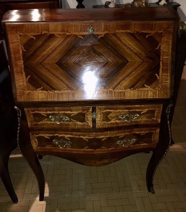 Movel bar, barriga, Luis XV