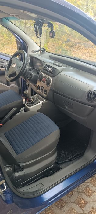 Sprzedam samochód Fiat Qubo.
