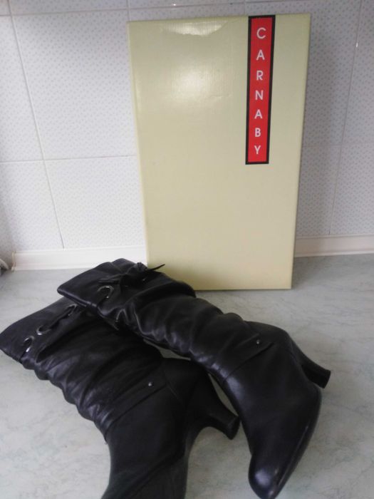 Женские демисезонные сапоги Carnaby, размер 39