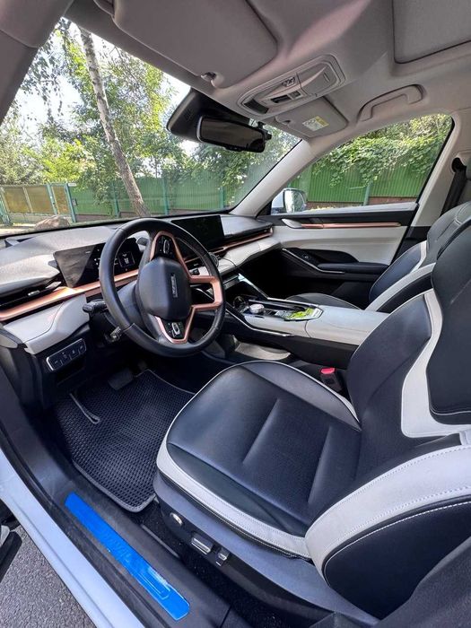 Машина Haval H 2.0T