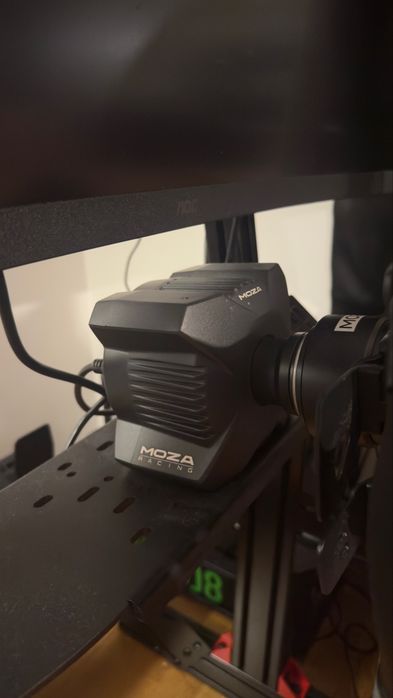 MOZA R3 + KS Wheel + Pedais SR-P Lite — Sim Racing
