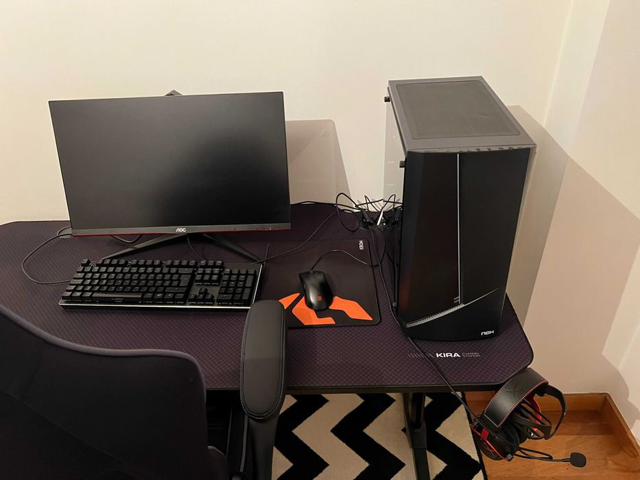 Gaming PC Setup + Monitor + Peripherals64585765698690121
