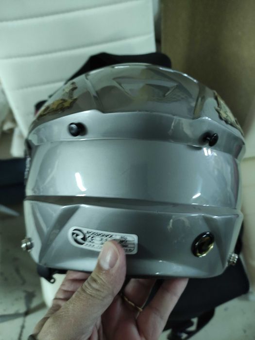 O Verão já era; Há que começar a preparar a Season: Capacete ROSSIGNOL