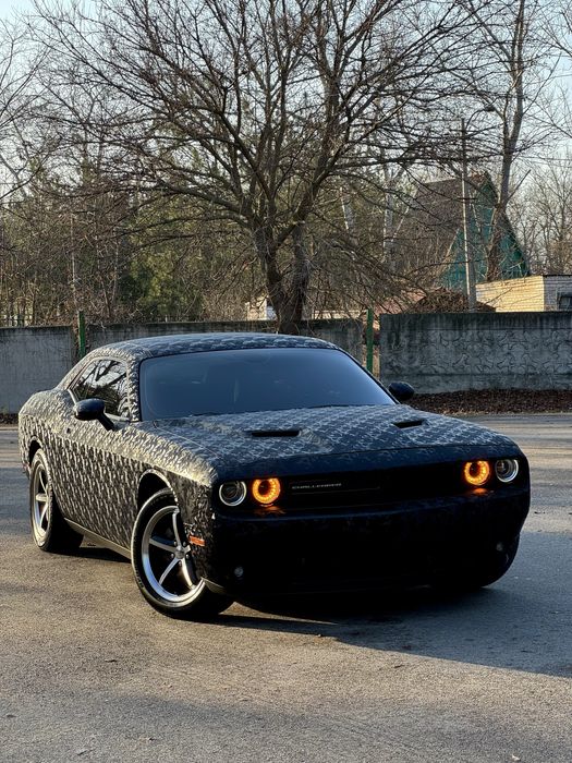 Dodge Challenger