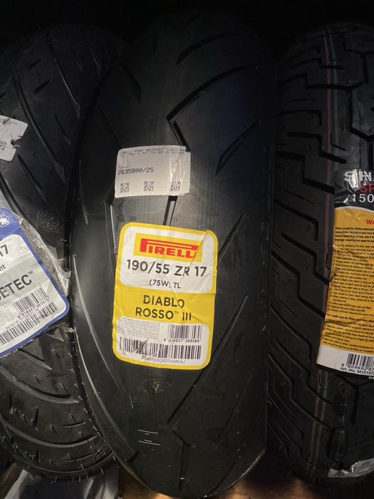 Нова Мотошина  Pirelli diablo rosso 4 і 3 Рульові та задні