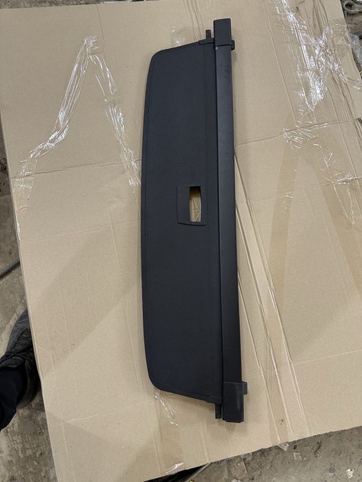 Шторка багажника toyota auris 2013-2018рік