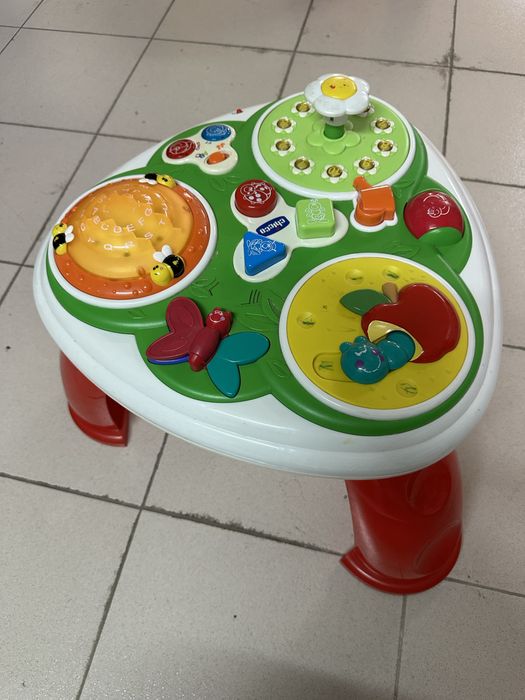 Mesa atividades bebe chicco