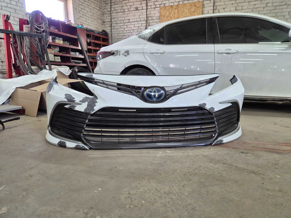 Бампер Toyota Camry 70