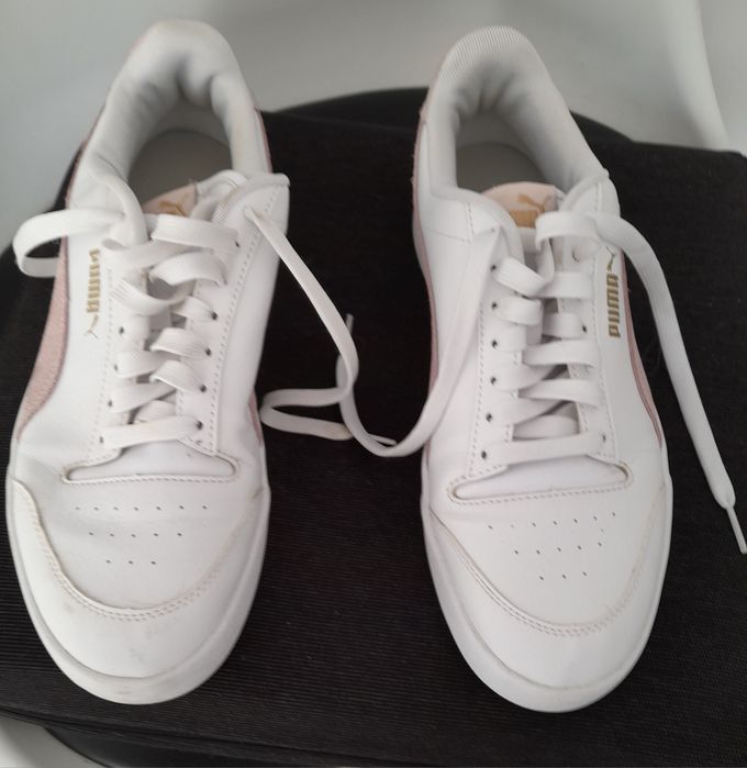 Buty damskie sneakersy.