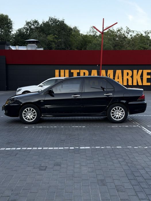 Mitsubishi lancer 9