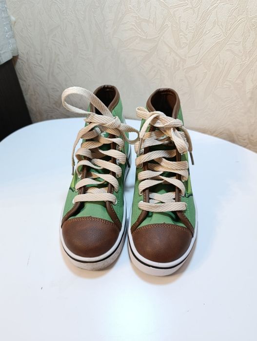 Кроссовки Heelys Star Wars Mandalorian Grogu Baby Yoda Wheeled Sneaker