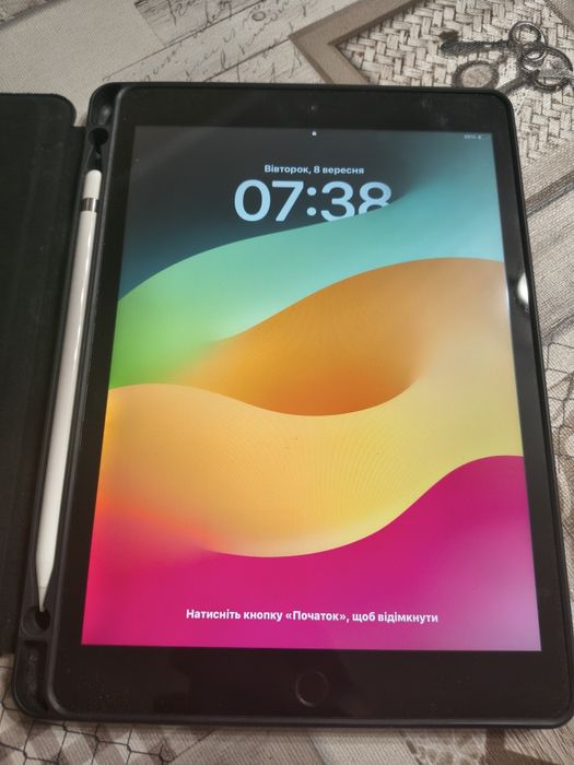 Apple iPad 8 32GB WiFi Cellular 10.2 + оригінальний Apple Pencil 1