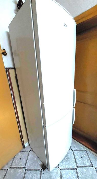 Lodówka Amica 180 cm wys.