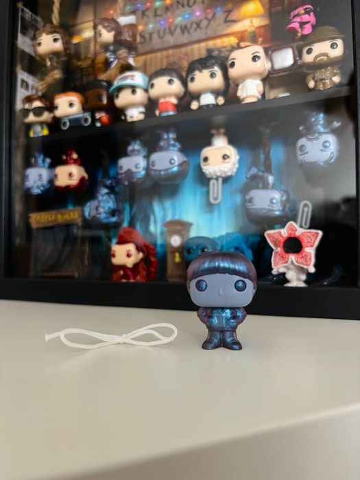 13 figurek Stranger Things Kinder Joy Funko Pop