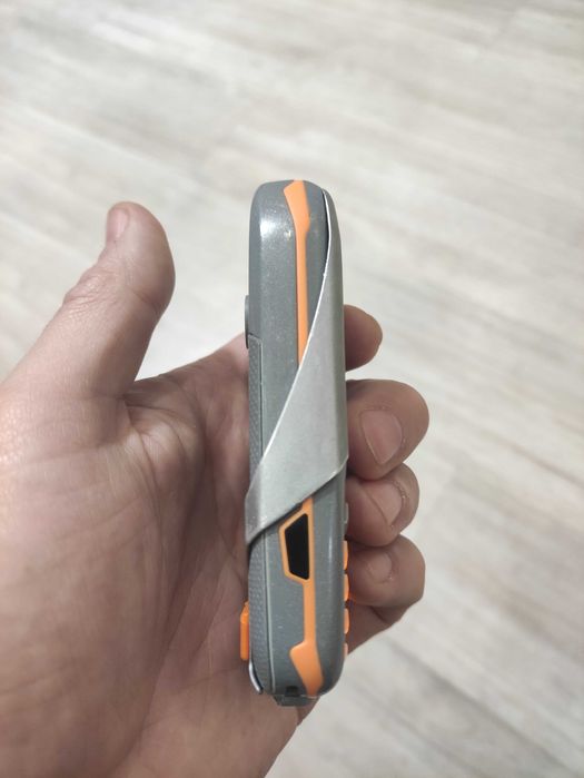 Мобільний телефон Siemens M65