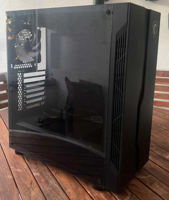 Caixa MSI Vampiric 010 RGB
